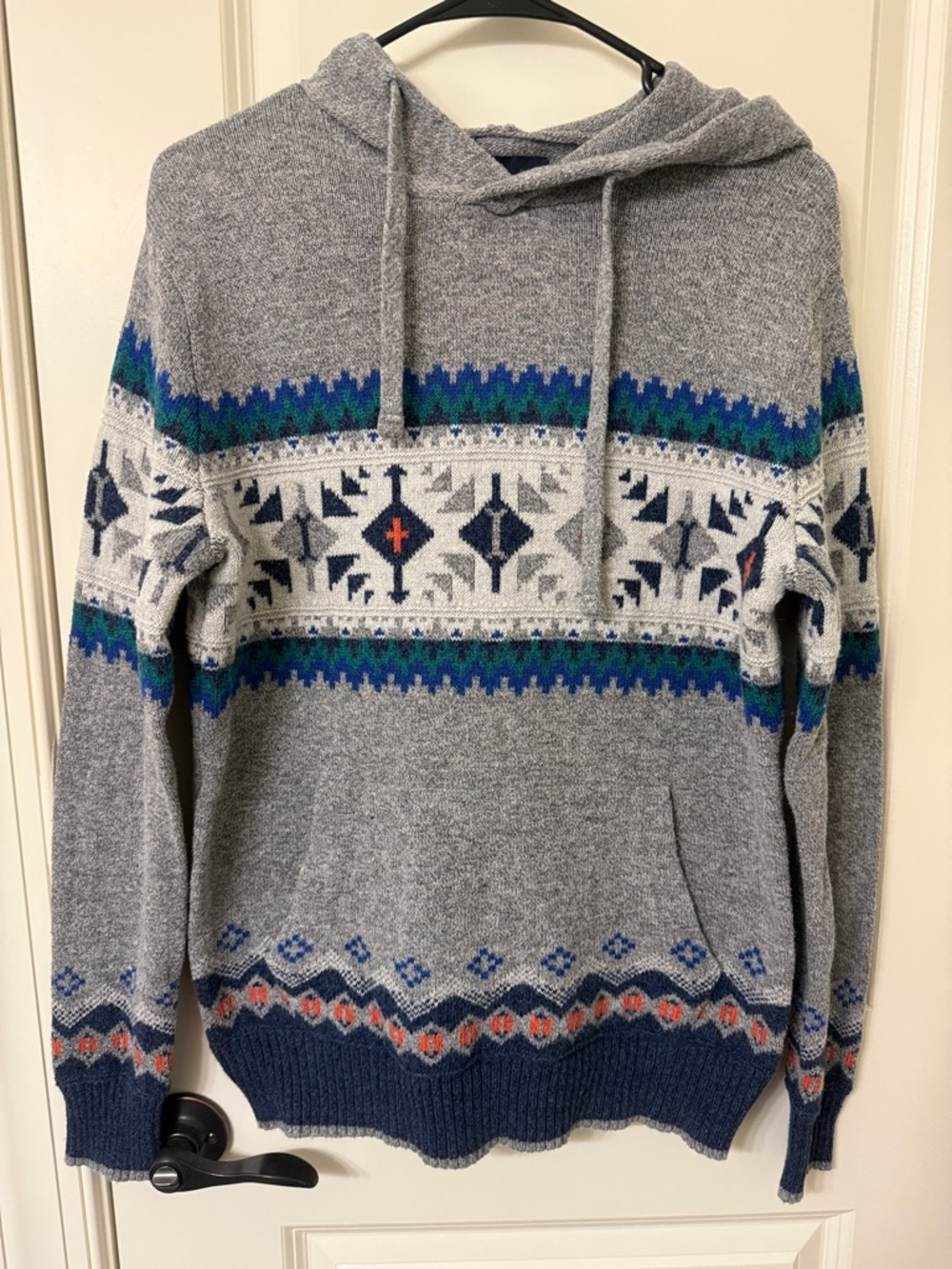 American Eagle Gray Knit Hoodie